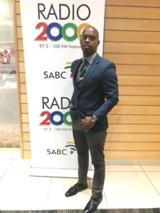 RADIO 2000